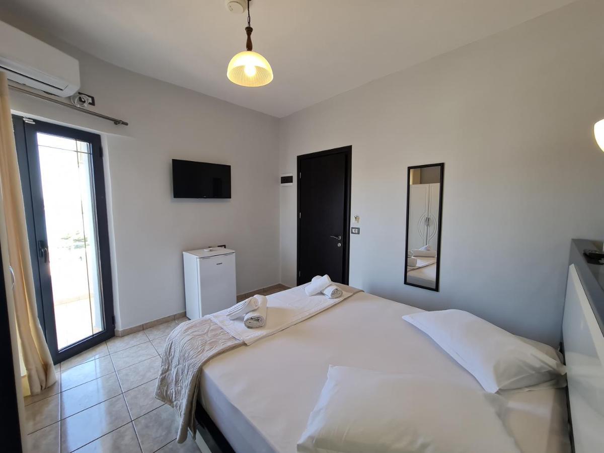Hotel Ardiani Ksamil Extérieur photo